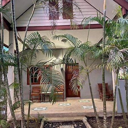 Coconut Bungalow Nai Yang Exterior foto